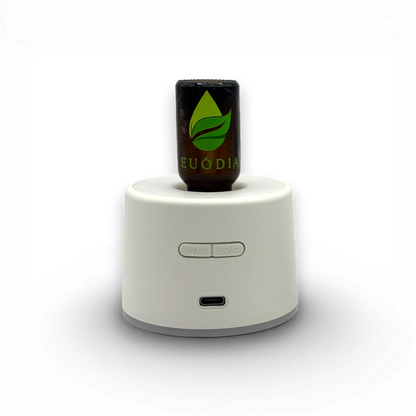 AURA — Diffusore a secco portatile per oli essenziali.