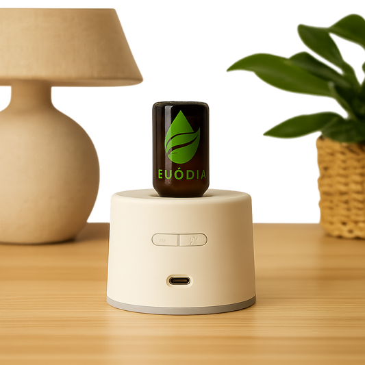AURA — Diffusore a secco portatile per oli essenziali.