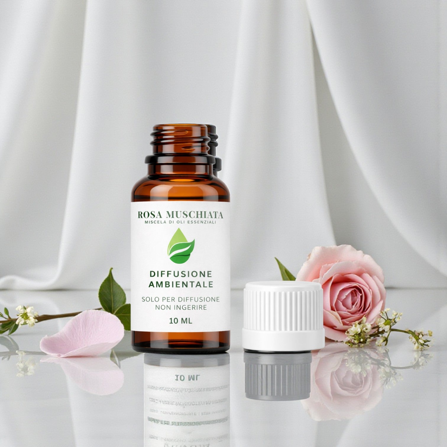 Rosa e Muschio assieme per la Miscela di Oli Euodia