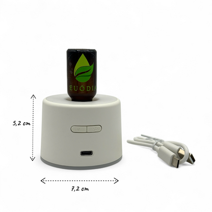 AURA — Diffusore a secco portatile per oli essenziali.